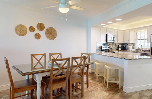 Sandestin Condo | Beachside II 4329: 'Sandy Bottoms' ~ perfect for families, pool included!