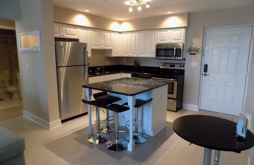 Burnt Store Marina Condo | Beautiful 2 bedroom Condo in Harbor Towers @ Burnt Store Marina and Country Club