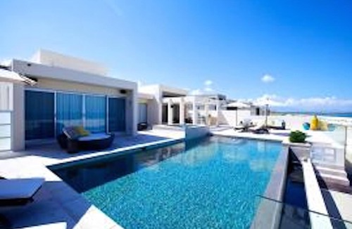 La Ribera Villa | Beautiful Beach front Villa on the East Cape