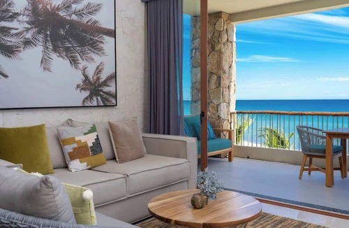 Zona Hotelera Condo | Beautiful Condo at Costa Azul Beach Oceanfront 121