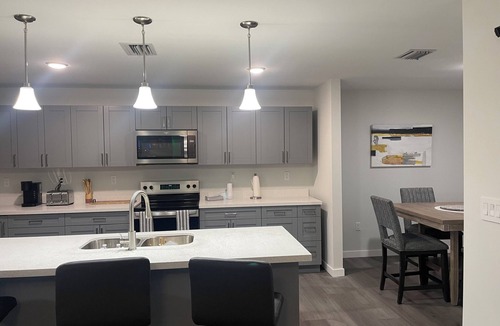 West Little River House | Beautiful & Spacious 3 Bedroom Miami Home – Perfect for Families & Groups.