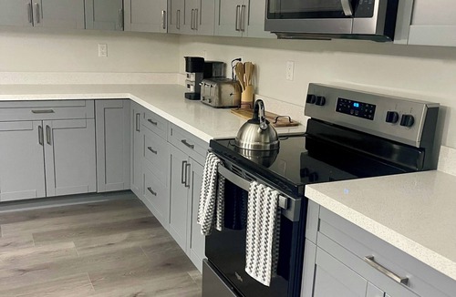 West Little River House | Beautiful & Spacious 3 Bedroom Miami Home – Perfect for Families & Groups.