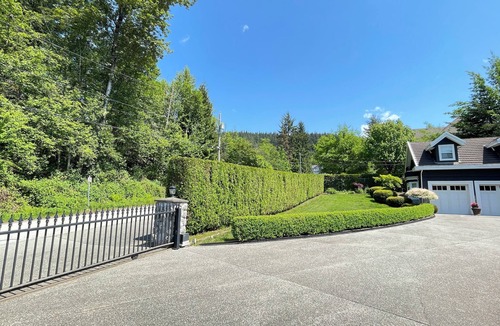 Anmore House | Beautiful Vacation suite in Vancouver, Anmore Area