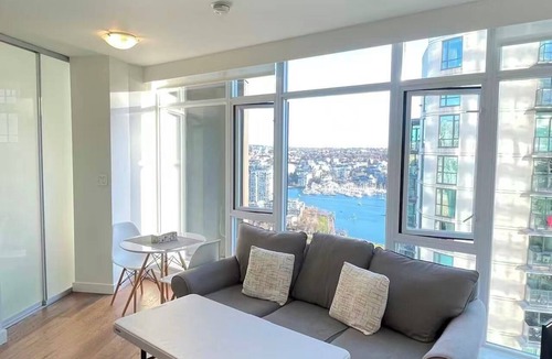 Yaletown Apartment | Best living in Vancouver