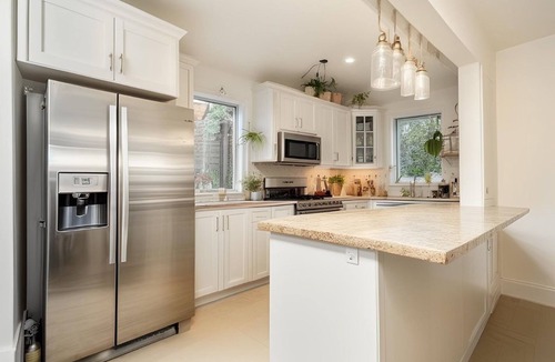 East York House | Bohemian midtown retreat (being furnished)