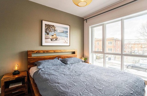 Cote-Des-Neiges—Notre-Dame-De-Grace Apartment | Brand-New 2BR Stay with Parking & Gym Near Downtown & Airport