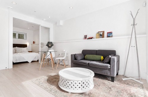 Mount Pleasant Apartment | Brand new cozy modern guest suite in vibrant Mount Pleasant, Vancouver.