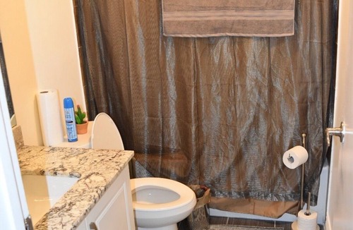 Woodbine - Lumsden Apartment | Bright, Cozy Apartment on Danforth Village.