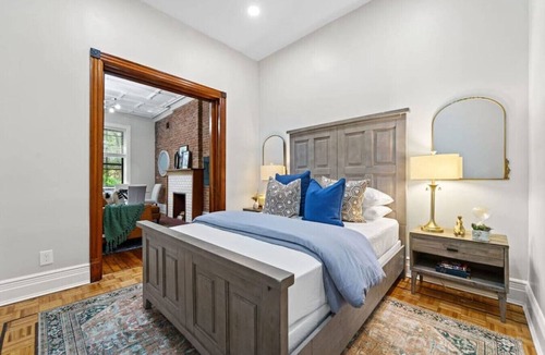 Central Park North Apartment | Brownstone Near Subway & Columbia Uni