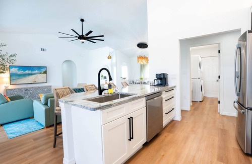 Pinehurst House | Canal Front Heated Pool Beaches Golf