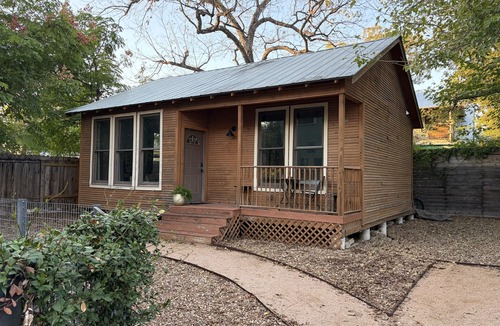 Tobin Hill Cottage | Casita close to downtown, riverwalk, and the Pearl