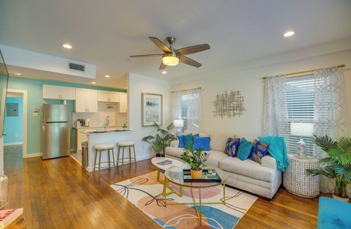 Montrose Apartment | Central Houston Apartment w/Furnished Patio!