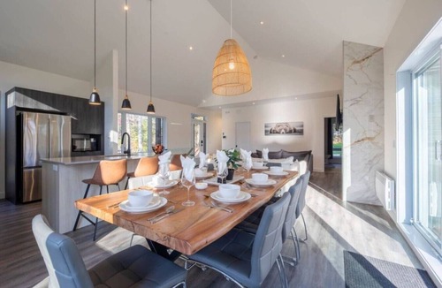 Argenteuil Regional County Municipality Ski Chalet | Chalet Boréale Private Spa & Pool table, Lake Carling & Kayak