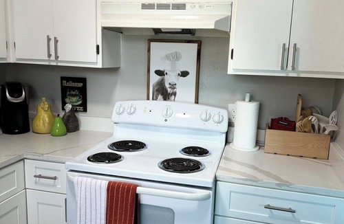 Harlandale Apartment | Charming 1-bedroom apartment with AC, WiFi in superb San Antonio