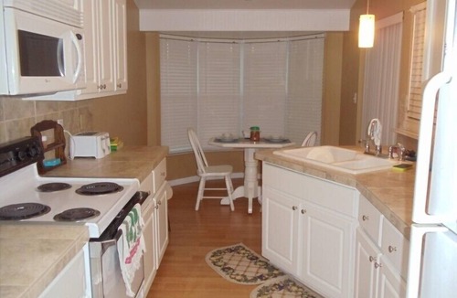 Port Charlotte House | CHARMING 2 BR VACATION GETAWAY IN SUNNY SOUTHWEST FLORIDA!