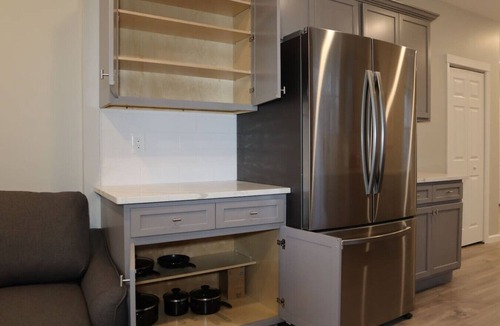 Cedar Grove Apartment | Charming 3BR/2BA Apartment in Cedar Grove