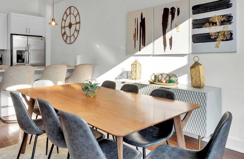 Northern Liberties Apartment | Charming 3BR | Sleeps 8 | Walk to Liberty Bell