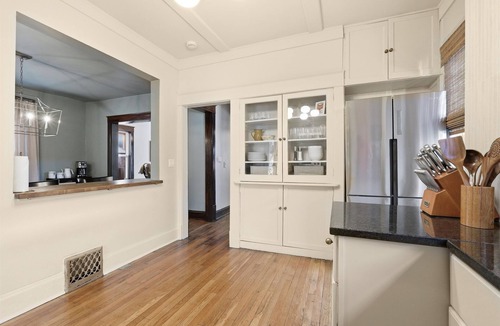 Midtown - Westport House | Charming Historic 1890 House | Hot Tub + Streetcar Access | KC