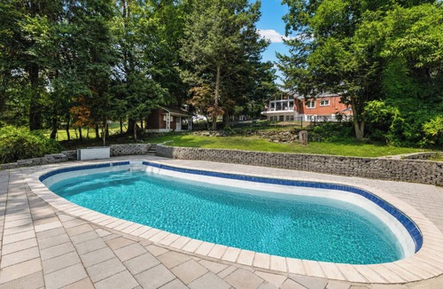 Paramus House | Charming Luxury Villa Near New York City