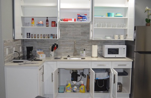 Citrus Park Apartment | Charming Suite 1B/1B Centrally Located Tampa