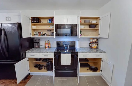 Merriam House | Charming, updated 3 bed, 2 bath, huge yard/patio