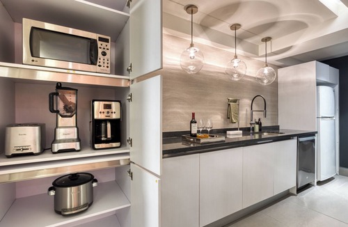 Hipodromo Apartment | Chic Barrio Living in Roma Norte - 2BR & Rooftop
