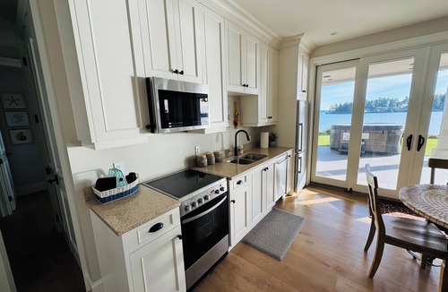 Sidney House | Coastal Luxury: Brand New Home - Hot Tub - Fire Table - Steps to the Beach