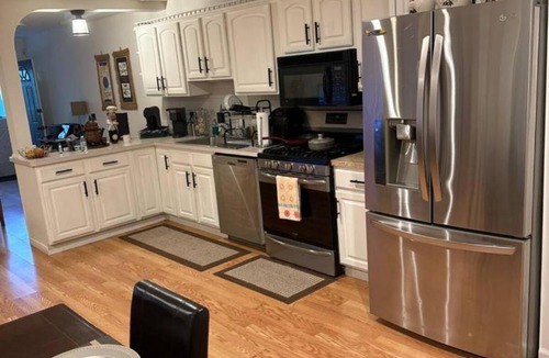 Ironbound District Apartment | Comfort Apartment Near Newark Airport