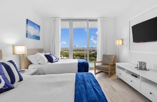 Hallandale Beach Hotel | Comfortable Studio Apt., Great Views, NEAR BEACH.