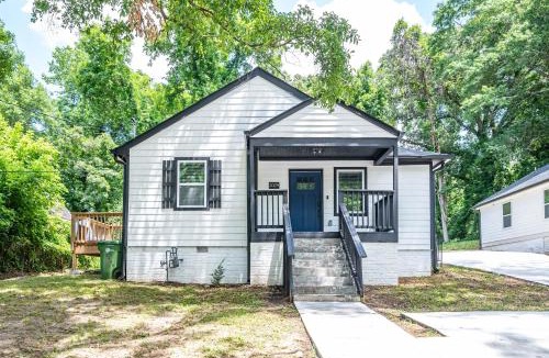 Atlanta House | Comfy 3 Bd,2Ba Cottage in the City - ATL