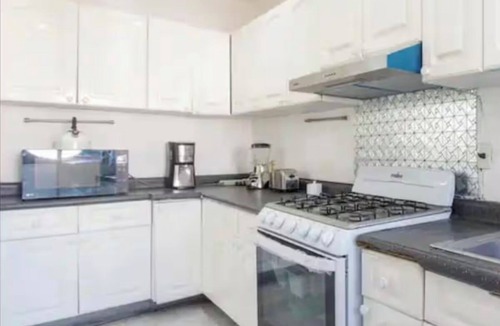 Club Deportivo Apartment | Costera Acapulco, Zona Dorada, Spacious Apartment 300 mts from the sea