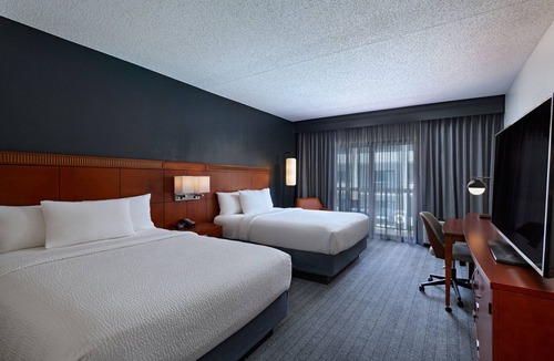Plano Hotel | Courtyard by Marriott Dallas Plano Parkway at Preston Road