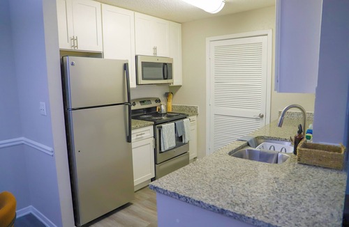 North Decatur Apartment | Cozy 1-bedroom apartment in perfect Decatur with pool and gym access. Near Emory