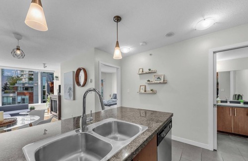 Central Apartment | Cozy 1B+2SB+1Bth fully loaded, Amenities on Point!