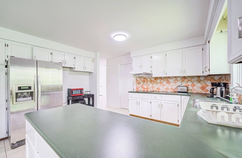 Markham House | cozy and peaceful quite house in markham