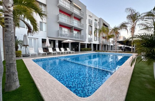 Villa Marina Apartment | Departamento con BONITA VISTA , BALCÓN y ALBERCA ! en CERRITOS - 406 A -
