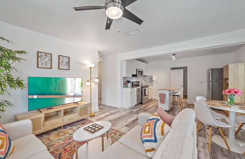 Park East House | Dog & Family Friendly, Walk to Downtown & Payne Park, Close to Beaches