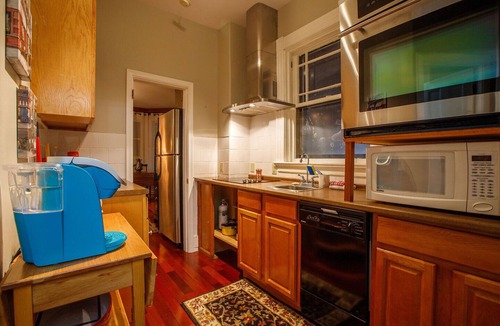 Liverpool Apartment | Downtown Liverpool elegant suite, antiques, wood floors, in historic Queen Anne