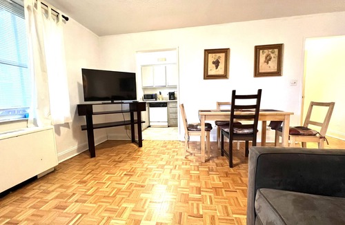 Downtown Atlanta Condo | Downtown Oasis | City Views | 9-O