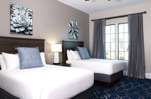Downtown San Antonio Resort | Downtown San Antonio Resort close to RiverWalk and The Alamo with Rooftop Pool and Hot tub
