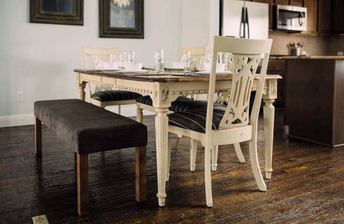 Legacy Park House | Driem House Chic + Legacy Shops Walkable