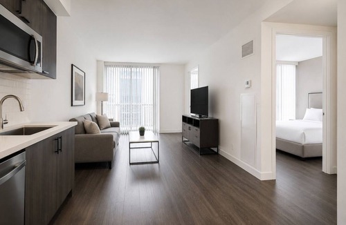 Church and Wellesley Hotel | Easygoing 1BR Stay Near Nightlife, Dining & Attractions
