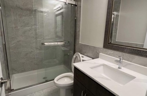 Milton House | Elite BR, Free Parking/Wifi, TV Shared Suite