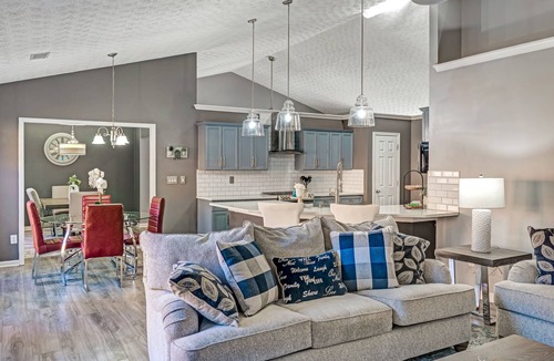 Lawrenceville House | Enjoyable/Spacious 3bd Farmhouse
