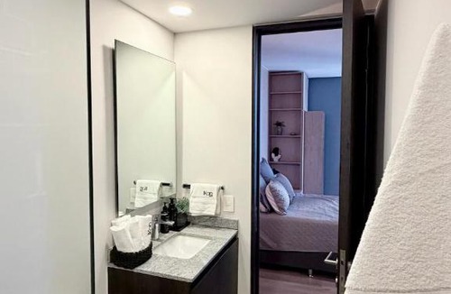 Providencia Apartment | Executive Suite, Rooftop Pool, Workspace IKan HUB