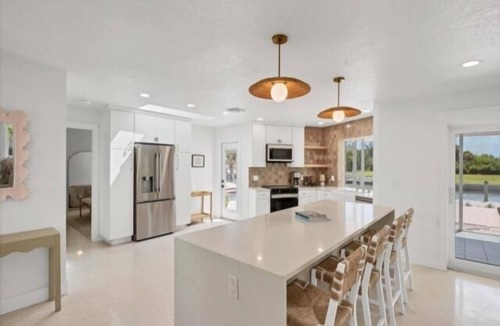 Grove City House | Experience waterfront vacation living