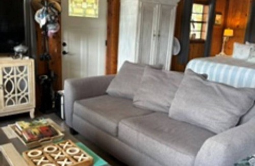 Old Town Cabin | Fabulous cabin on Suwannee River perfect for a relaxing getaway.
