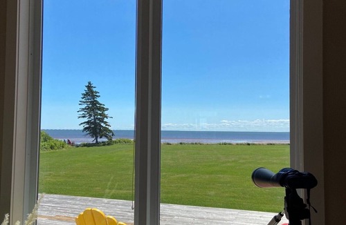 St-Nicholas House | Fall/Winter Special! Stay 3 nights, 4th night free! Details in listing.