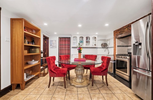 Communipaw Apartment | FIFA 2026 Chic 1-bedroom Minutes to NYC