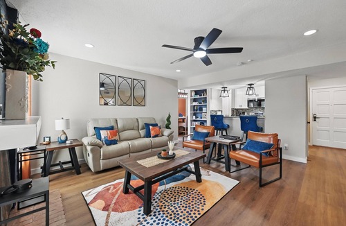 Ederville Condo | FIFA World Cup 2026 Worker/Media Haven! 2BR/2BA Condo, 30+ Day Stays, A/C, WiFi